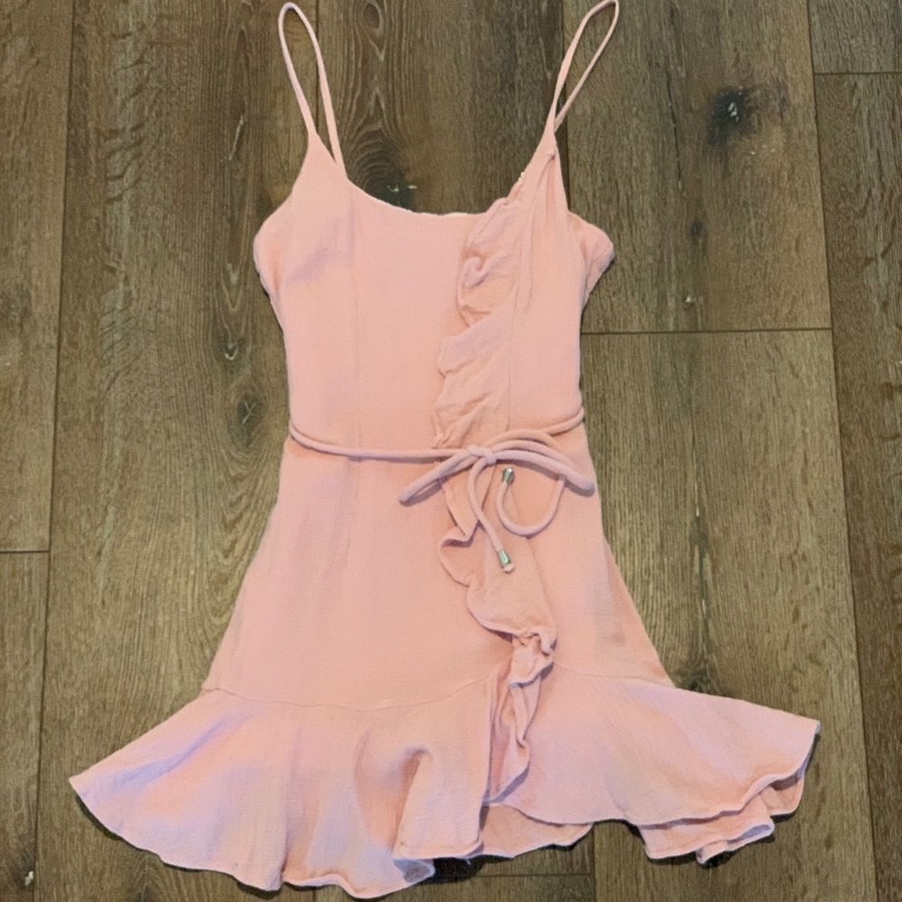 Selfie Leslie Dress
